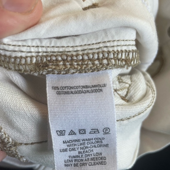 FREE PEOPLE CINDY UTILITY SHORTS PAPER BAG WAIST WHITE IVORY DENIM PLEATED SZ 8 - Picture 7 of 7